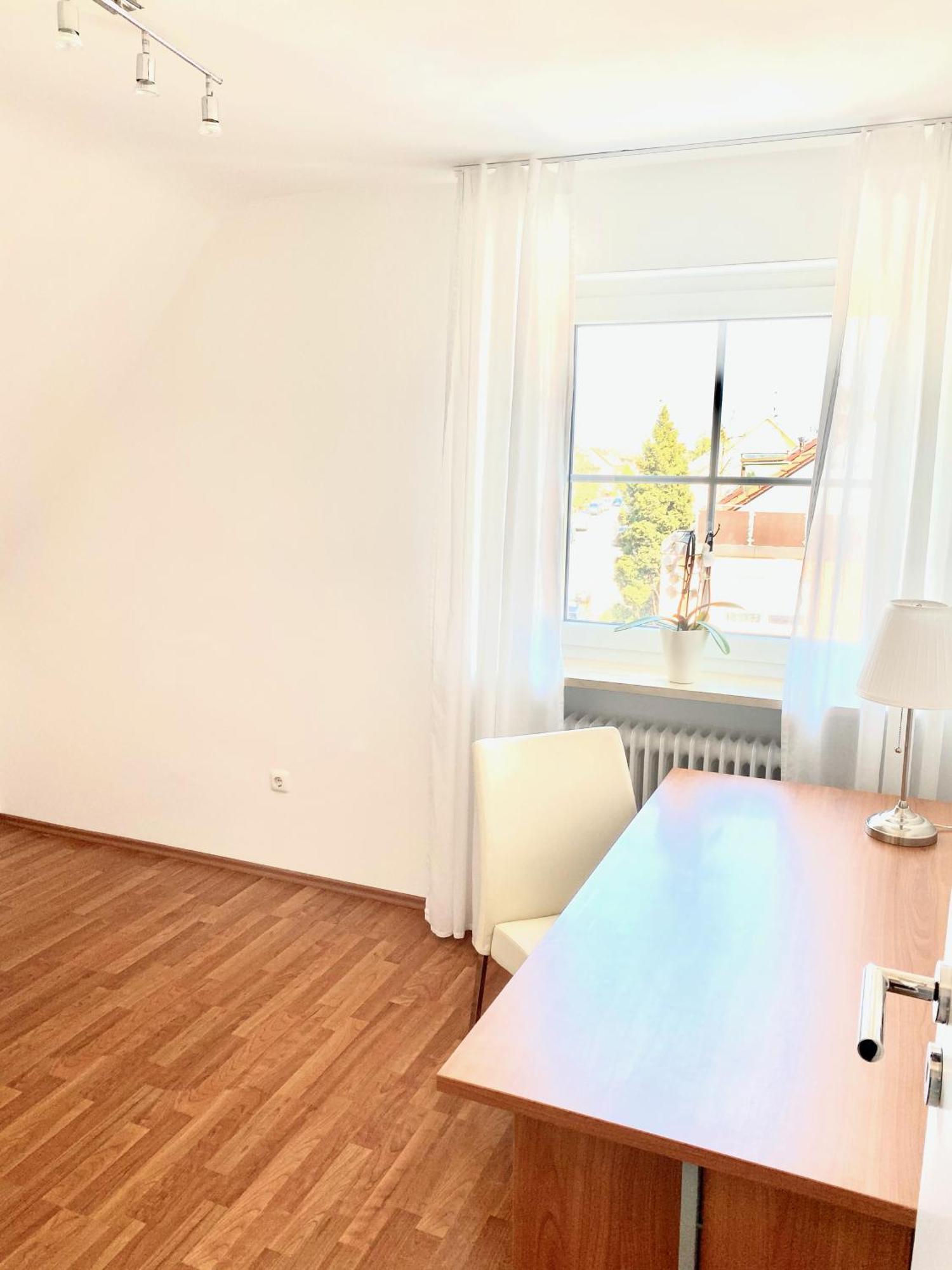 Appartamento Super Zentral Begehrte Wohnlage Parkplatz Vor Haus Norimberga Esterno foto